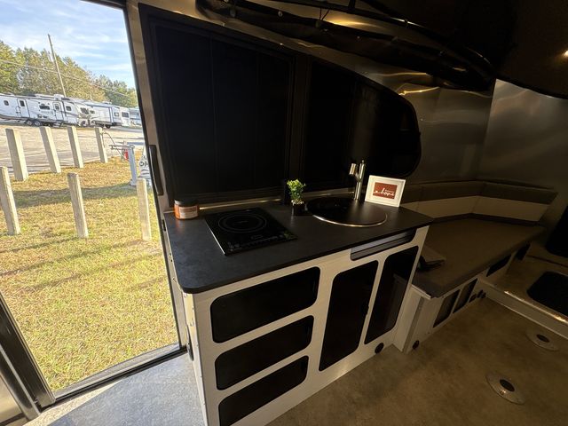 2026 Airstream 20Xe Base