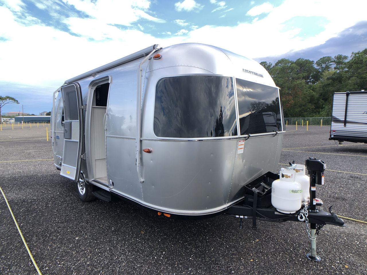 2024 Airstream 20FB Base