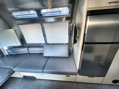 2023 Airstream 27FBT Base