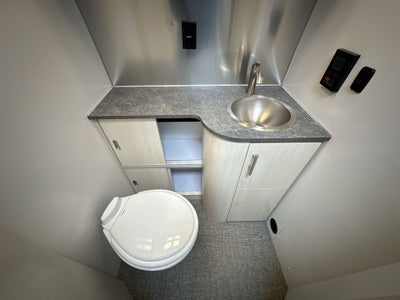 2023 Airstream 27FBT Base