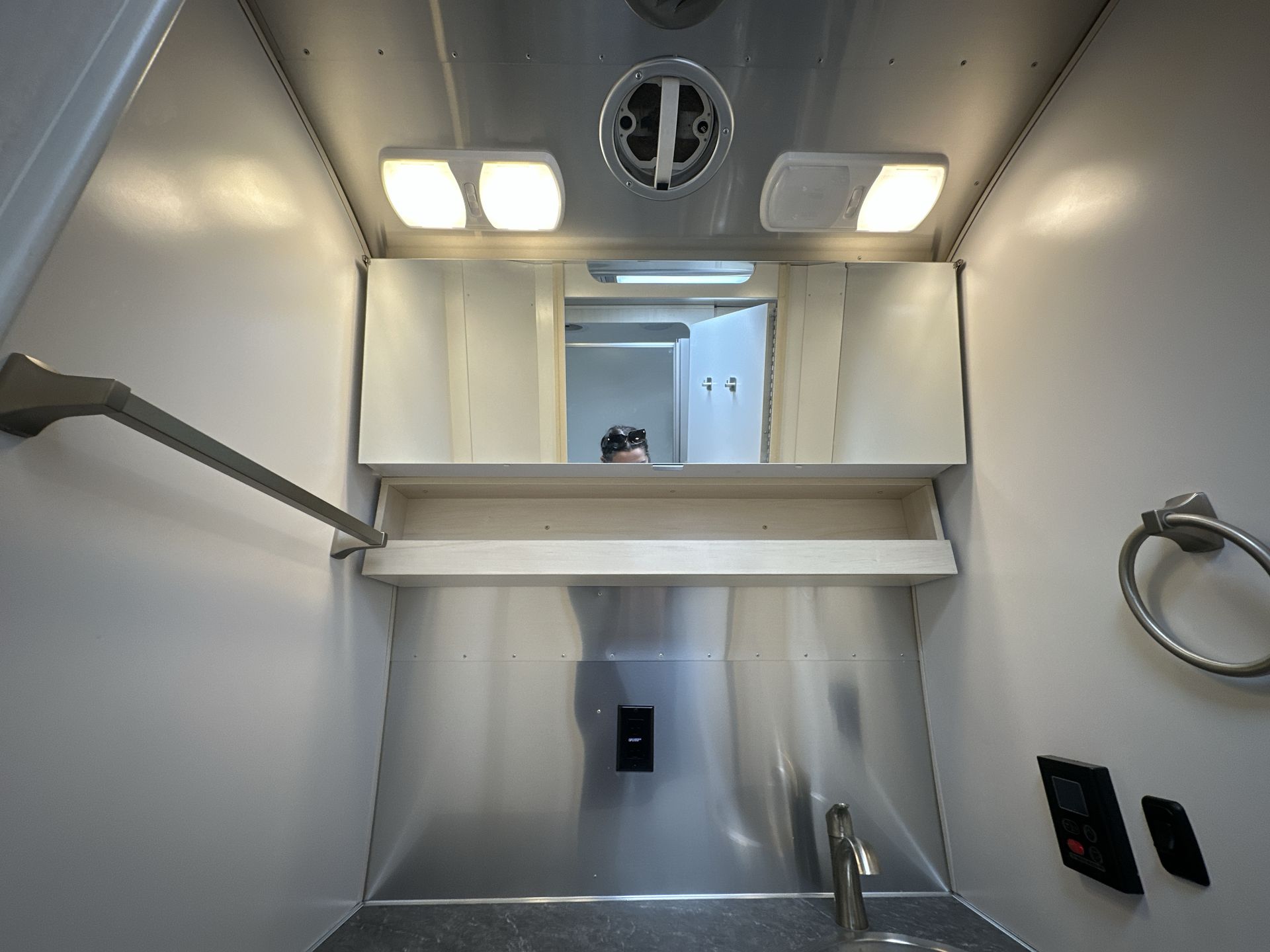 2023 Airstream 27FBT Base