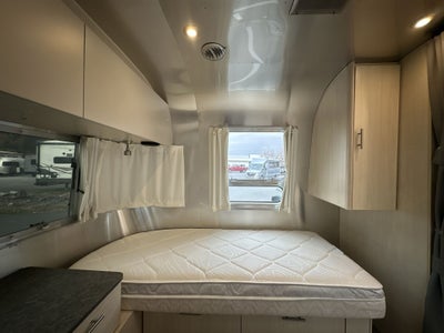 2023 Airstream 27FBT Base