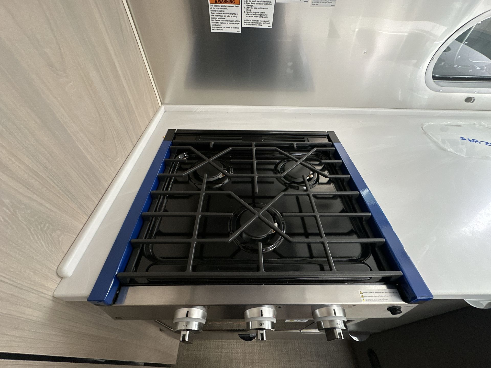 2025 Airstream 25FBT Base