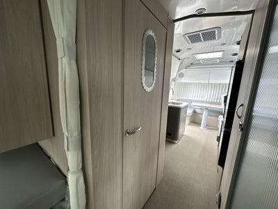 2025 Airstream 25FBT Base