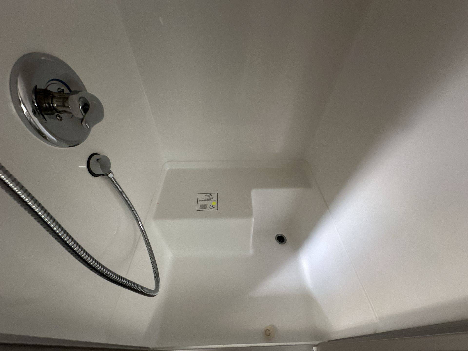 2025 Airstream 25FBT Base