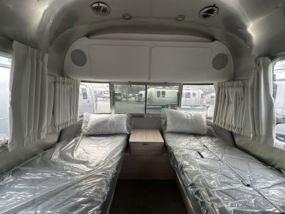 2025 Airstream 25FBT Base