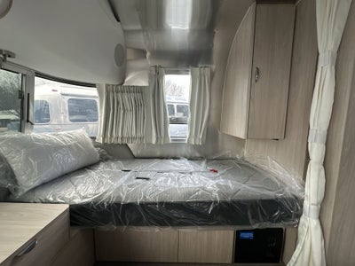 2025 Airstream 25FBT Base