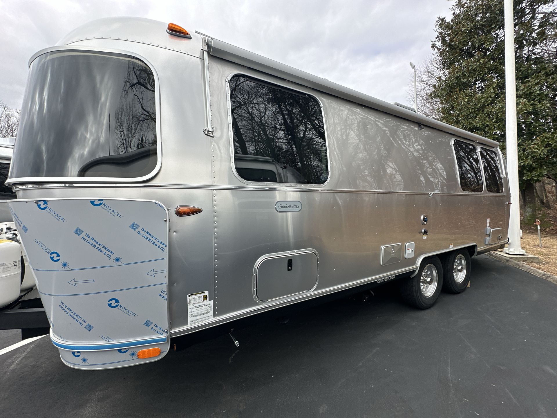 2025 Airstream 25FBT Base