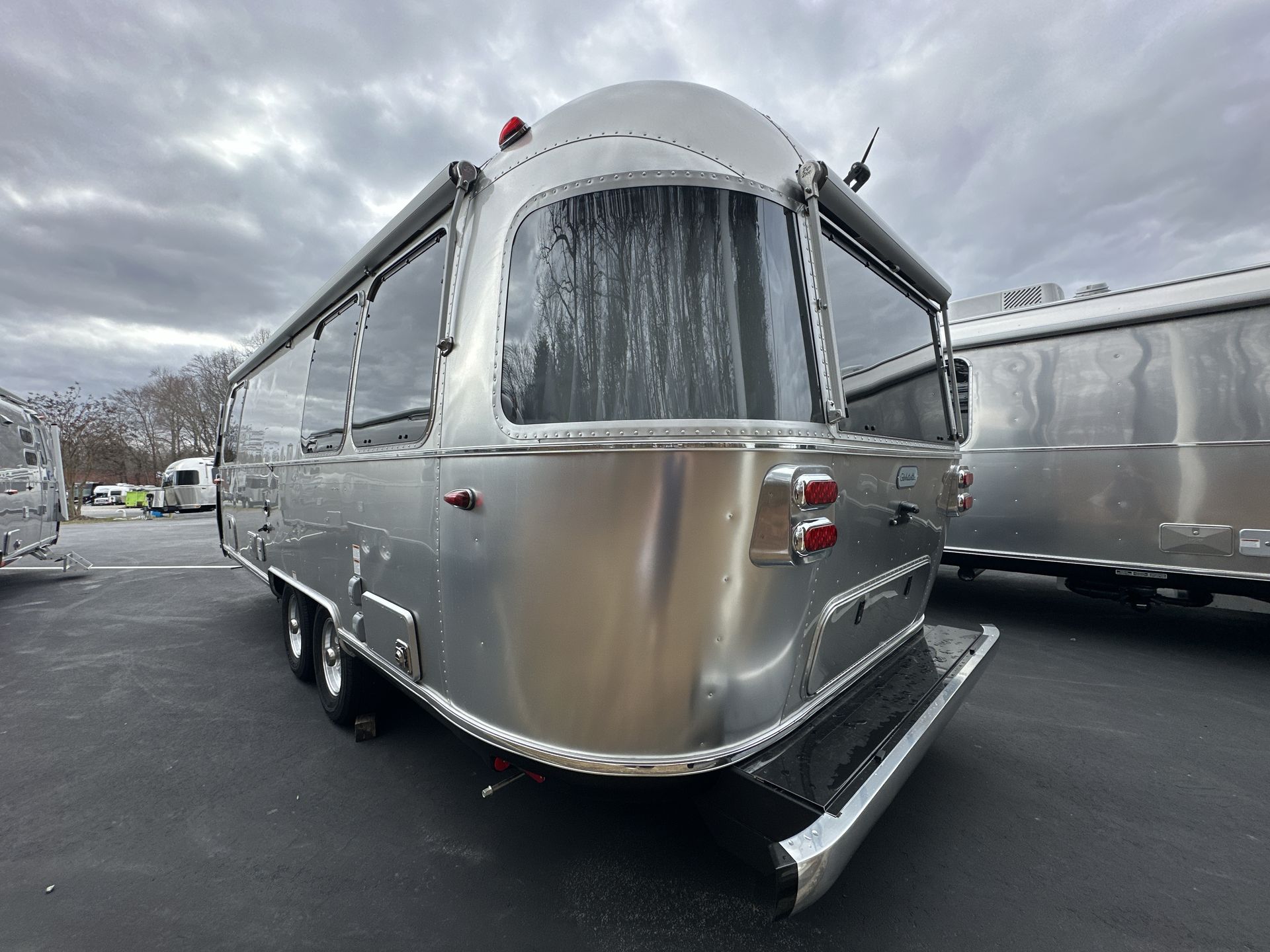 2025 Airstream 25FBT Base