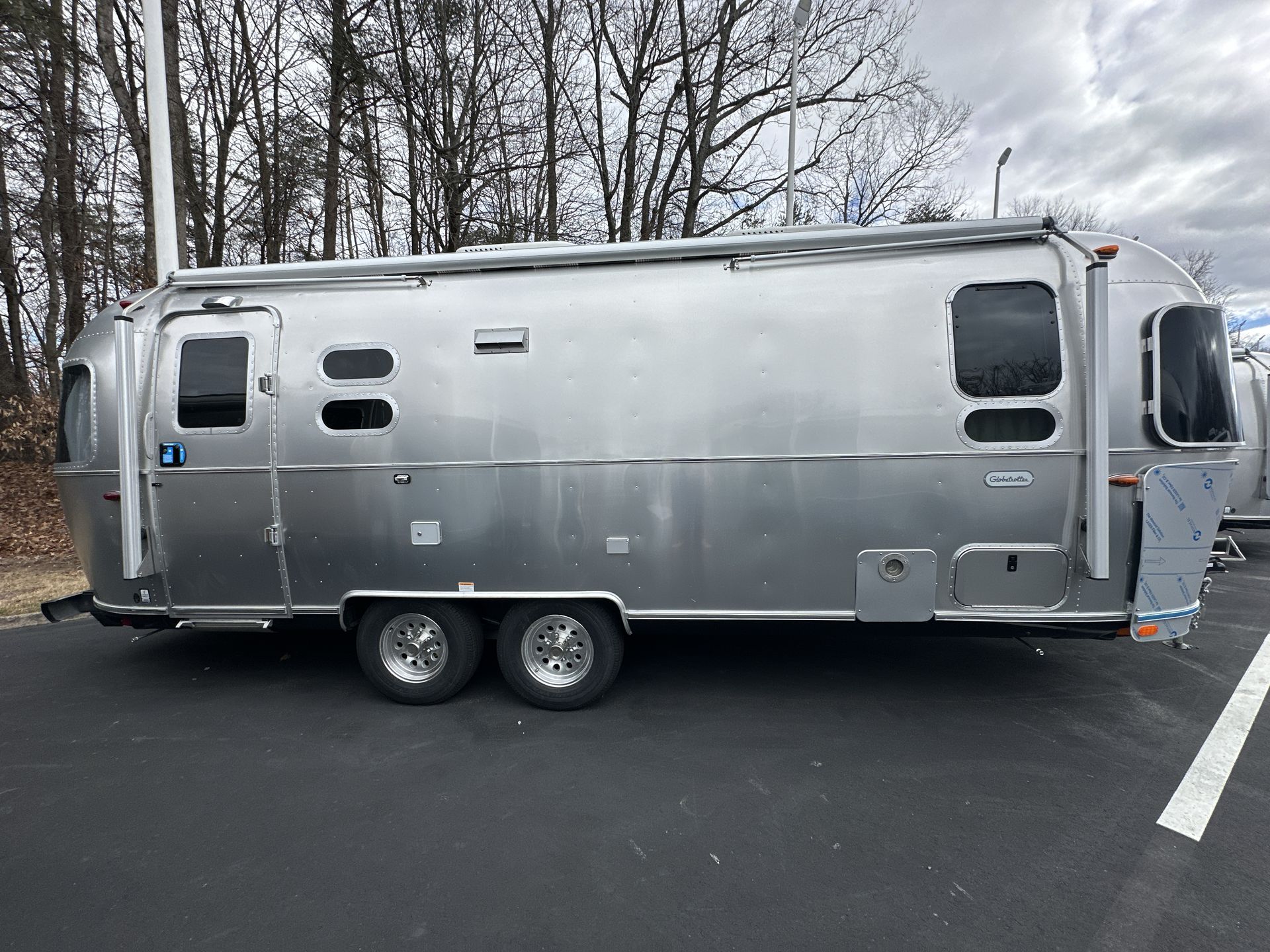 2025 Airstream 25FBT Base
