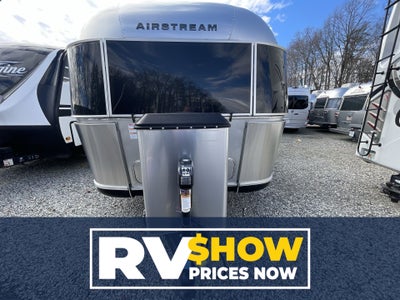 2023 Airstream 33 FBT Base