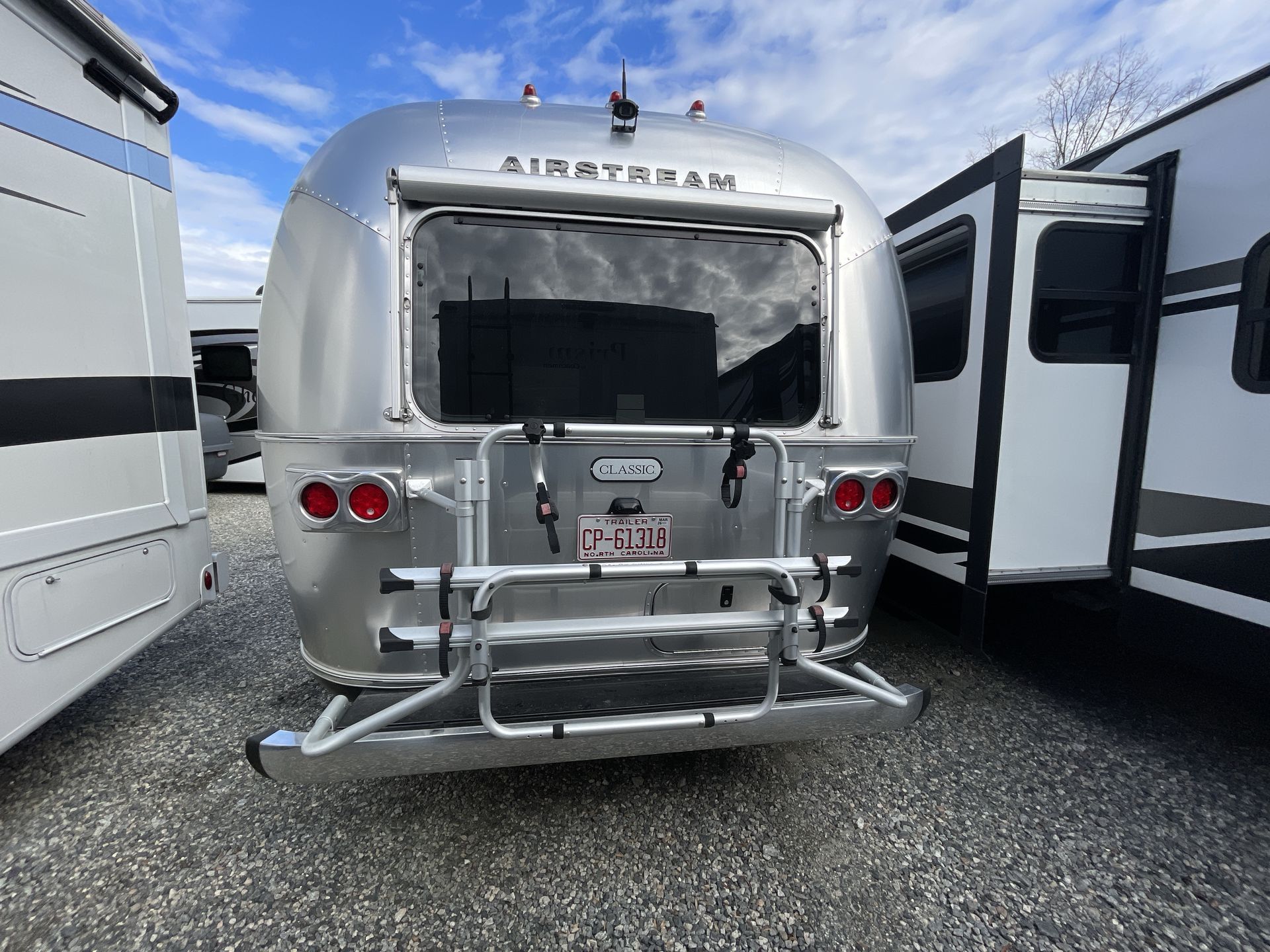 2023 Airstream 33 FBT Base