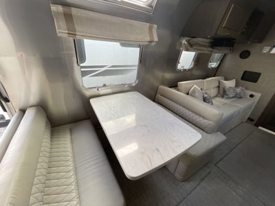 2023 Airstream 33 FBT Base