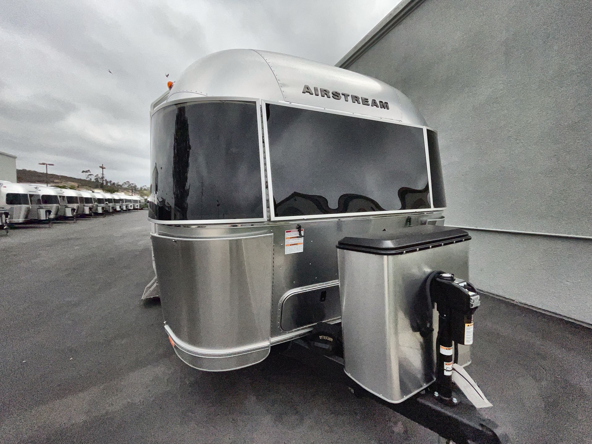 2025 Airstream 30FBBQ Base