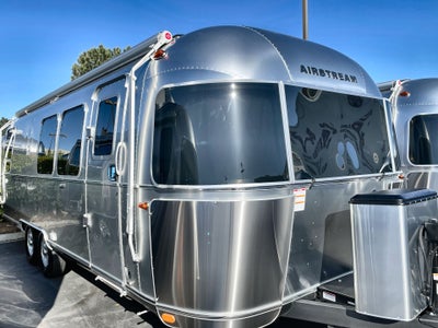 2025 Airstream 28RBQ Base