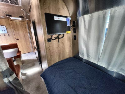 2026 Airstream 23FBT Base