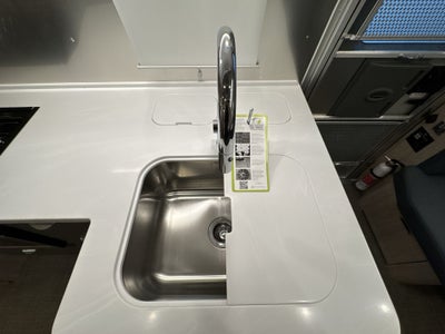 2025 Airstream 27FBQ Base