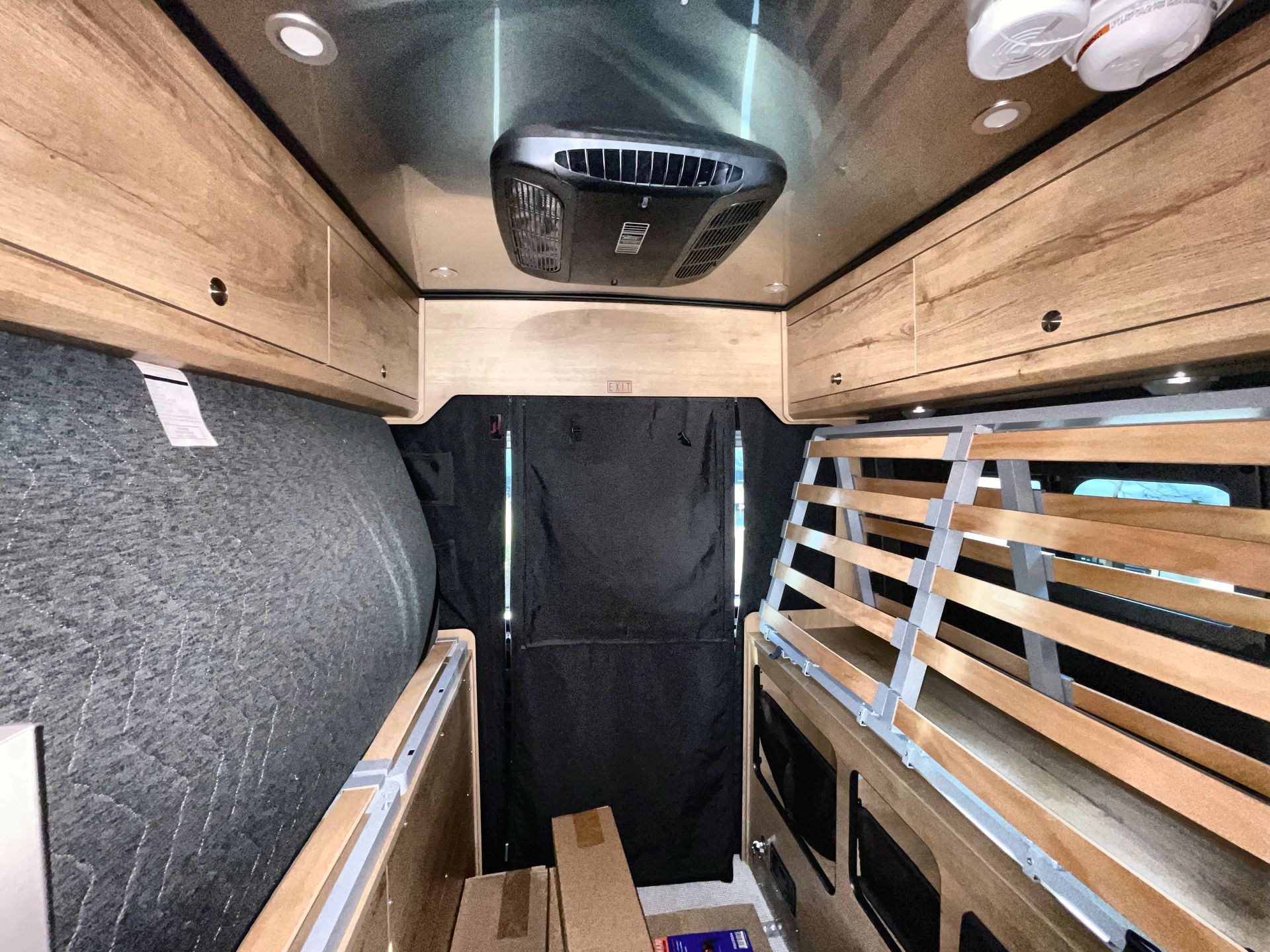 2026 Airstream Rangeline Base