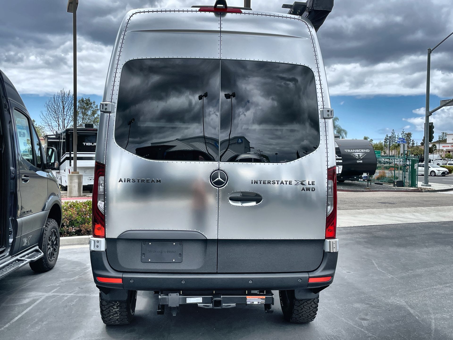 2026 Airstream 19X LE Outland Base