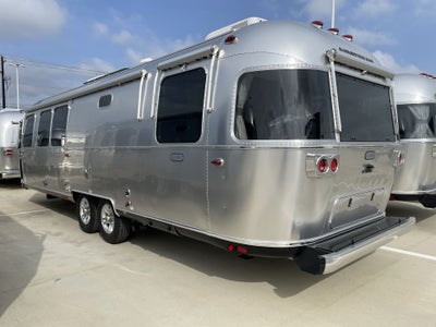 2026 Airstream 30RBQ Base