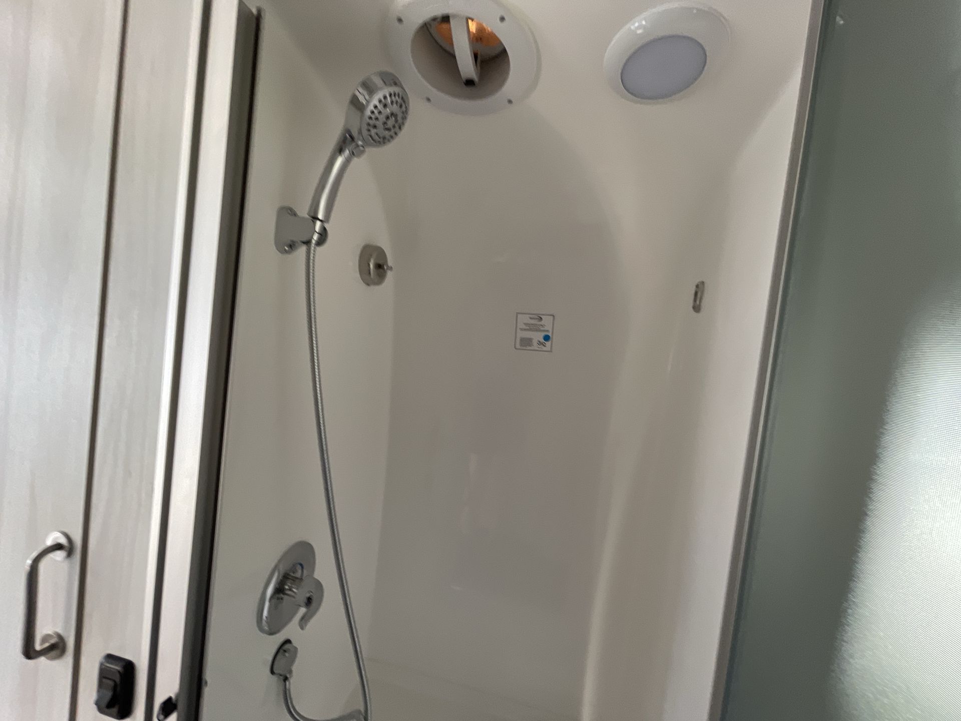 2026 Airstream 25FBQ Base