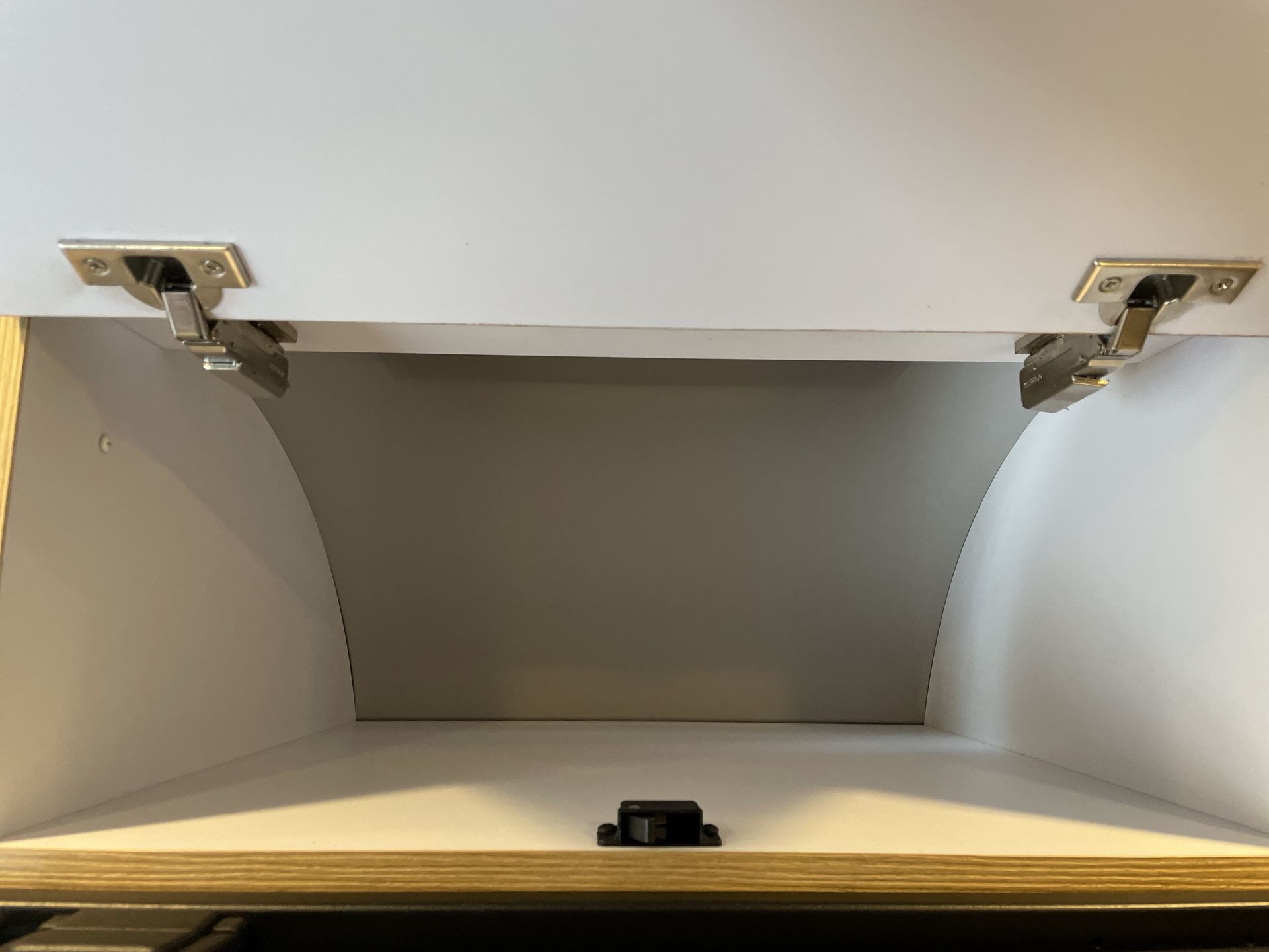 2025 Airstream 23FBQ Base