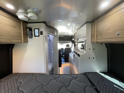 2026 Airstream Rangeline Base