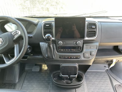 2026 Airstream Rangeline Base