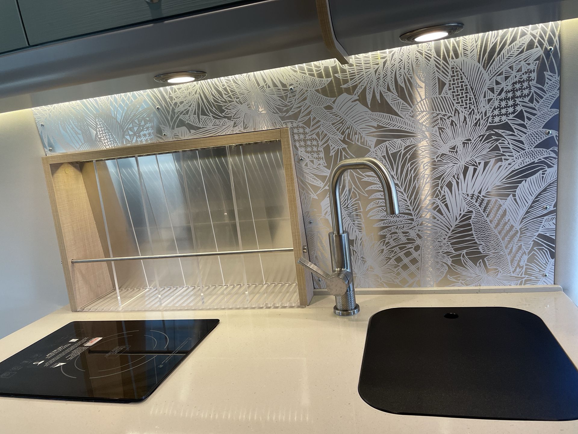 2026 Airstream 24GL Tommy Bahama Base