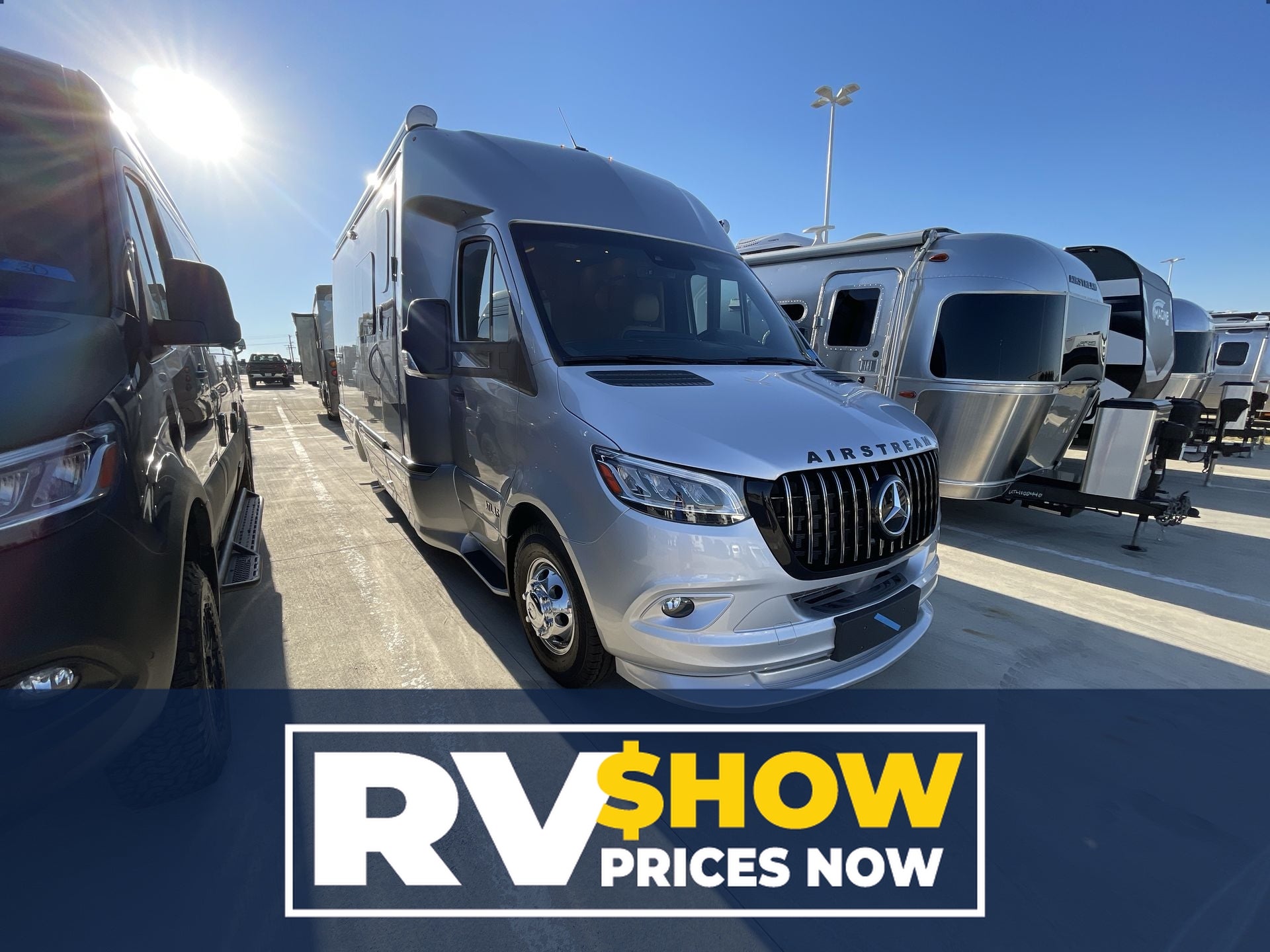 2026 Airstream Murphy Suite Base