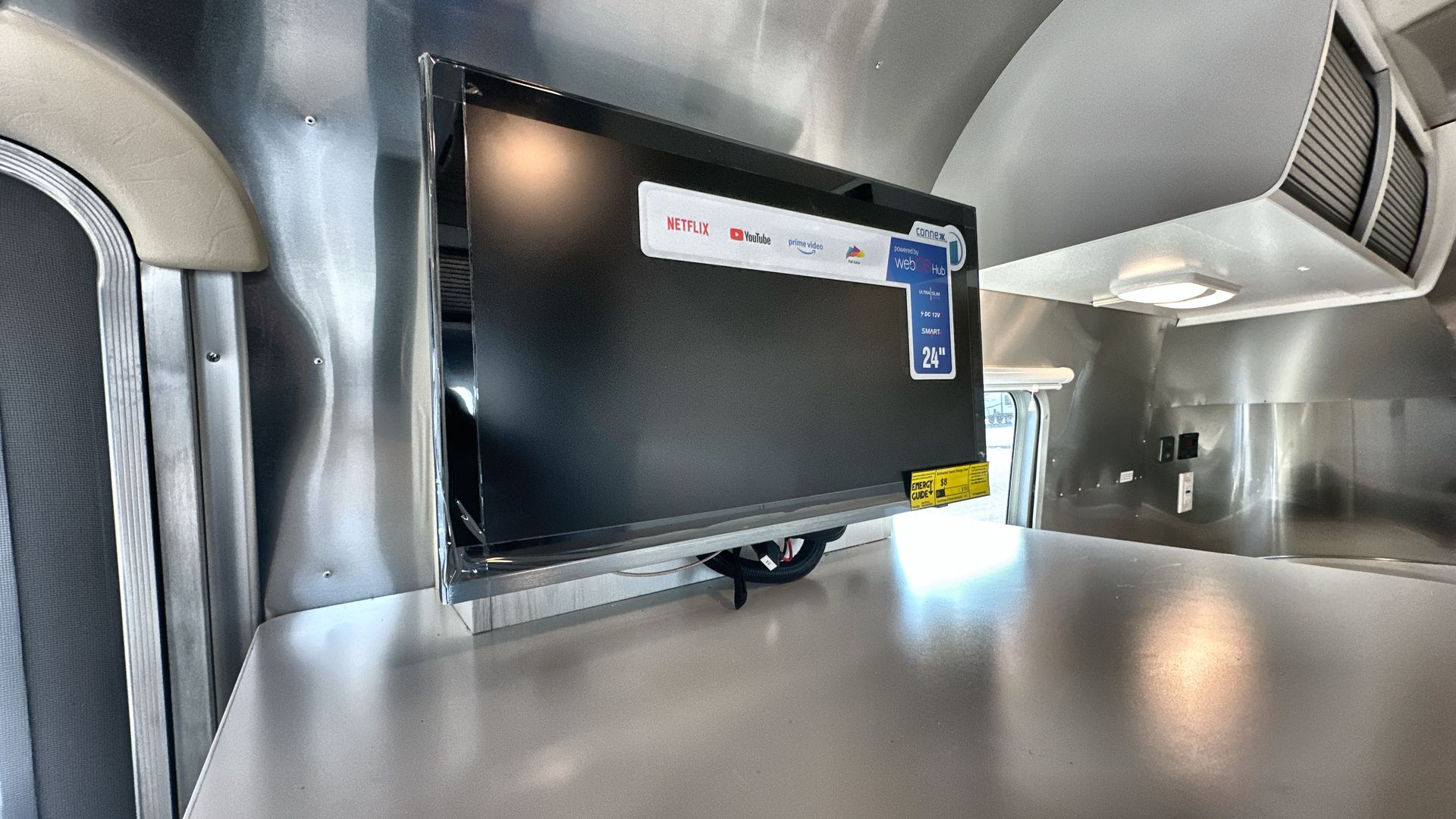 2025 Airstream 20FB Base