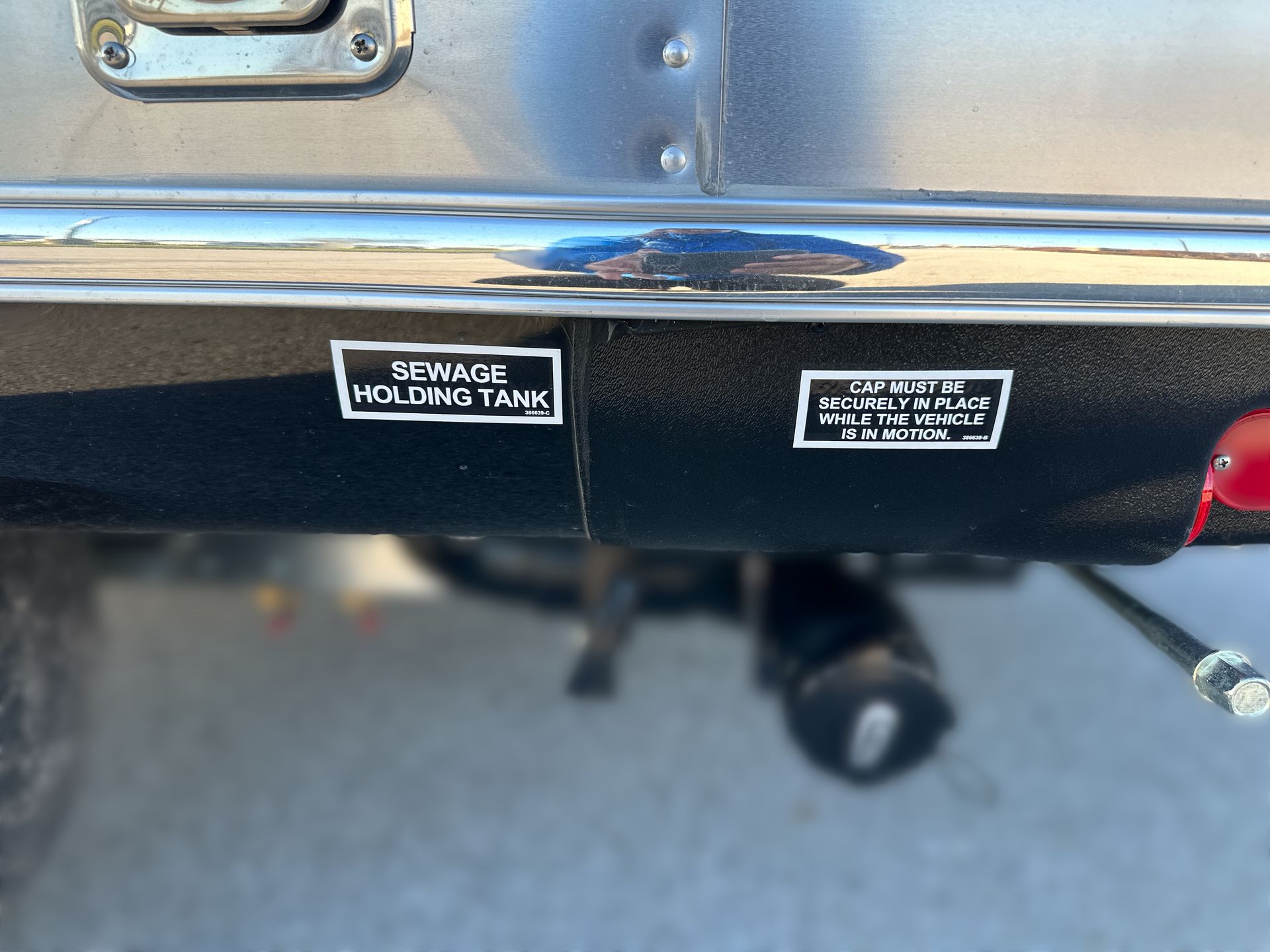 2025 Airstream 16RB Base