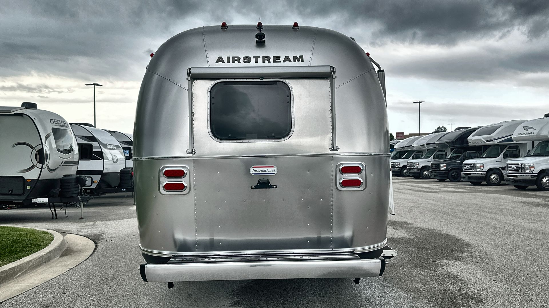 2025 Airstream 23FBQ Base