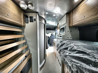 2026 Airstream Rangeline Base