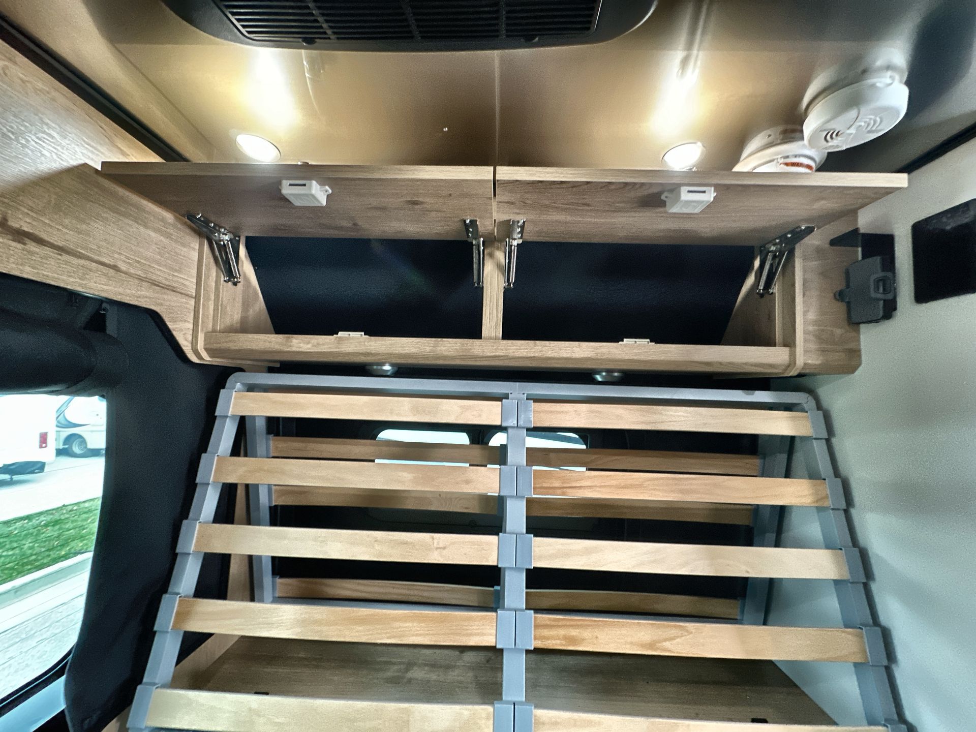 2026 Airstream Rangeline Base