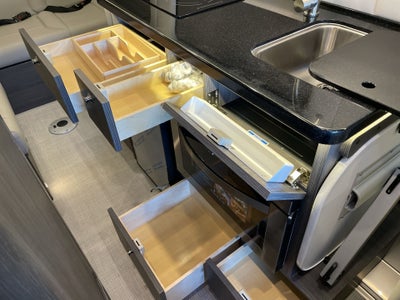 2025 Airstream 24GL Base