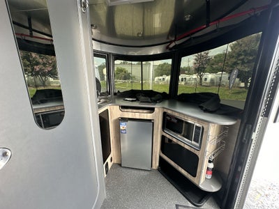2020 Airstream 16 Base