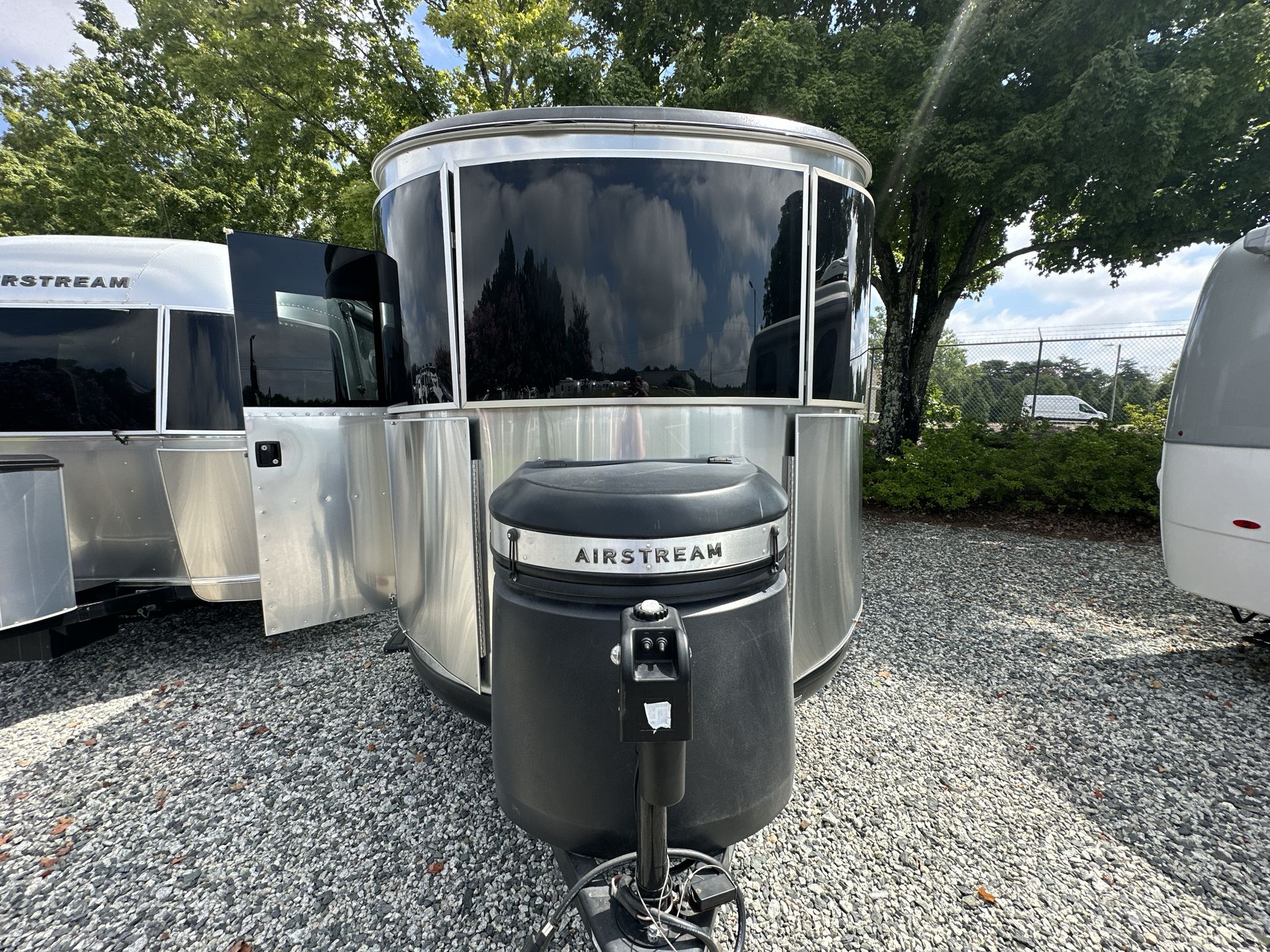 2020 Airstream 16 Base