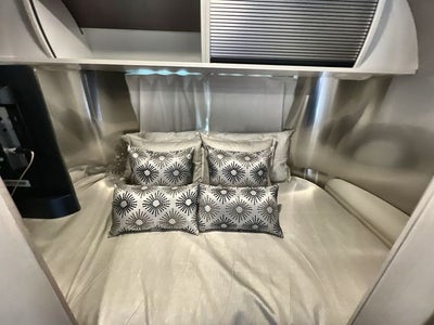 2025 Airstream 16RB Base