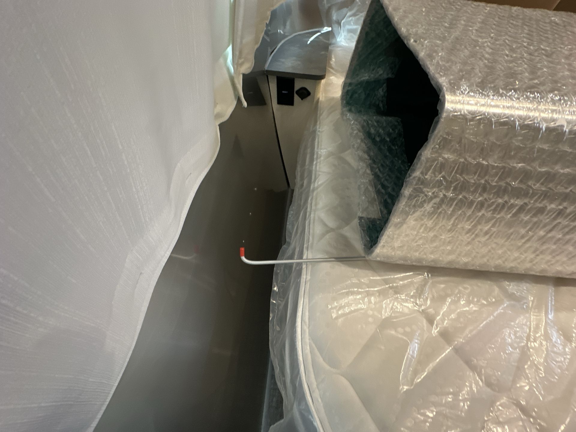 2026 Airstream 25FBQ Base