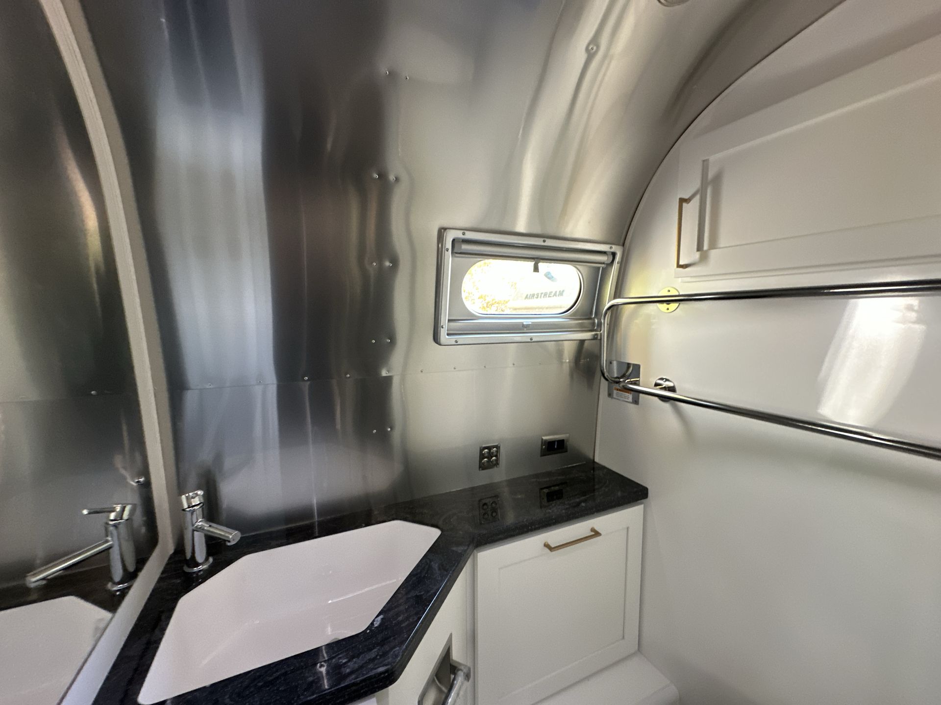 2025 Airstream 30RBQ Base