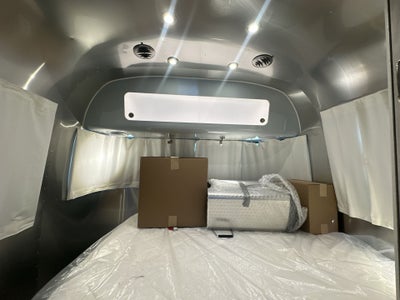 2025 Airstream 25FBQ Base