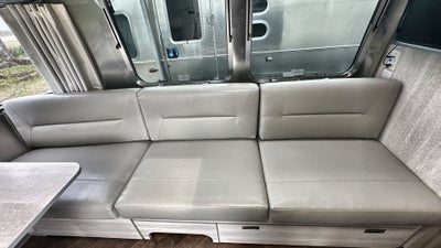 2025 Airstream 25FBT Base