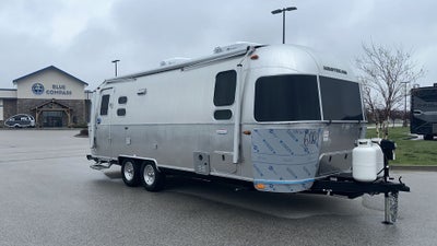 2025 Airstream 25FBT Base