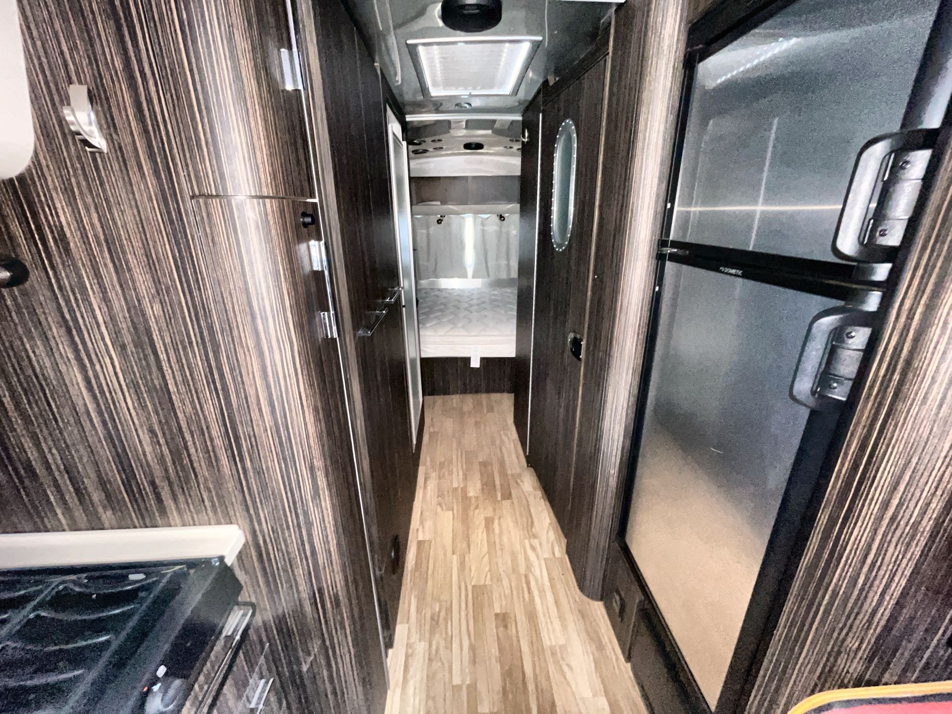 2019 Airstream 30RB Base