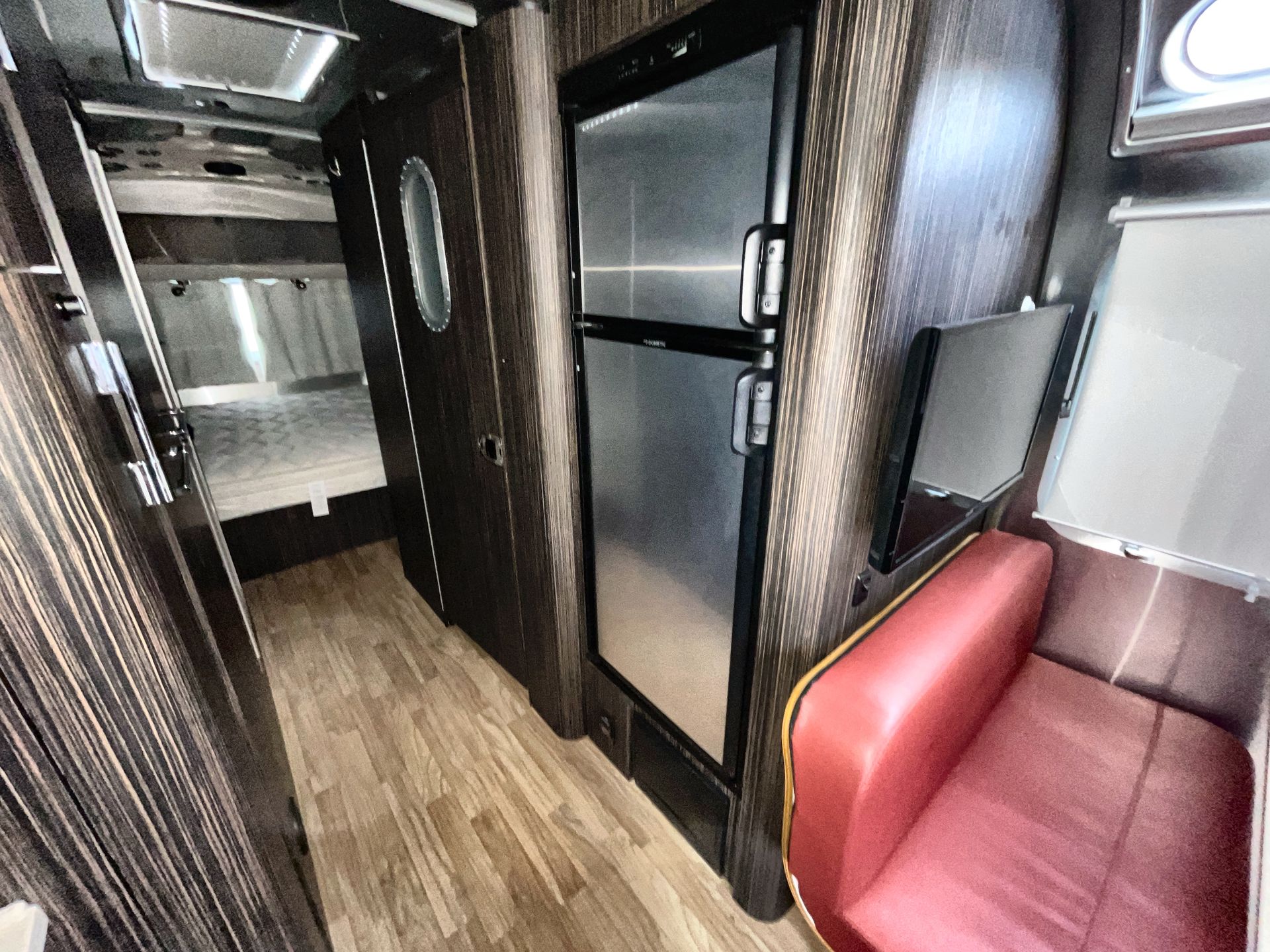 2019 Airstream 30RB Base