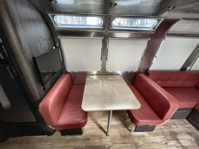 2019 Airstream 30RB Base