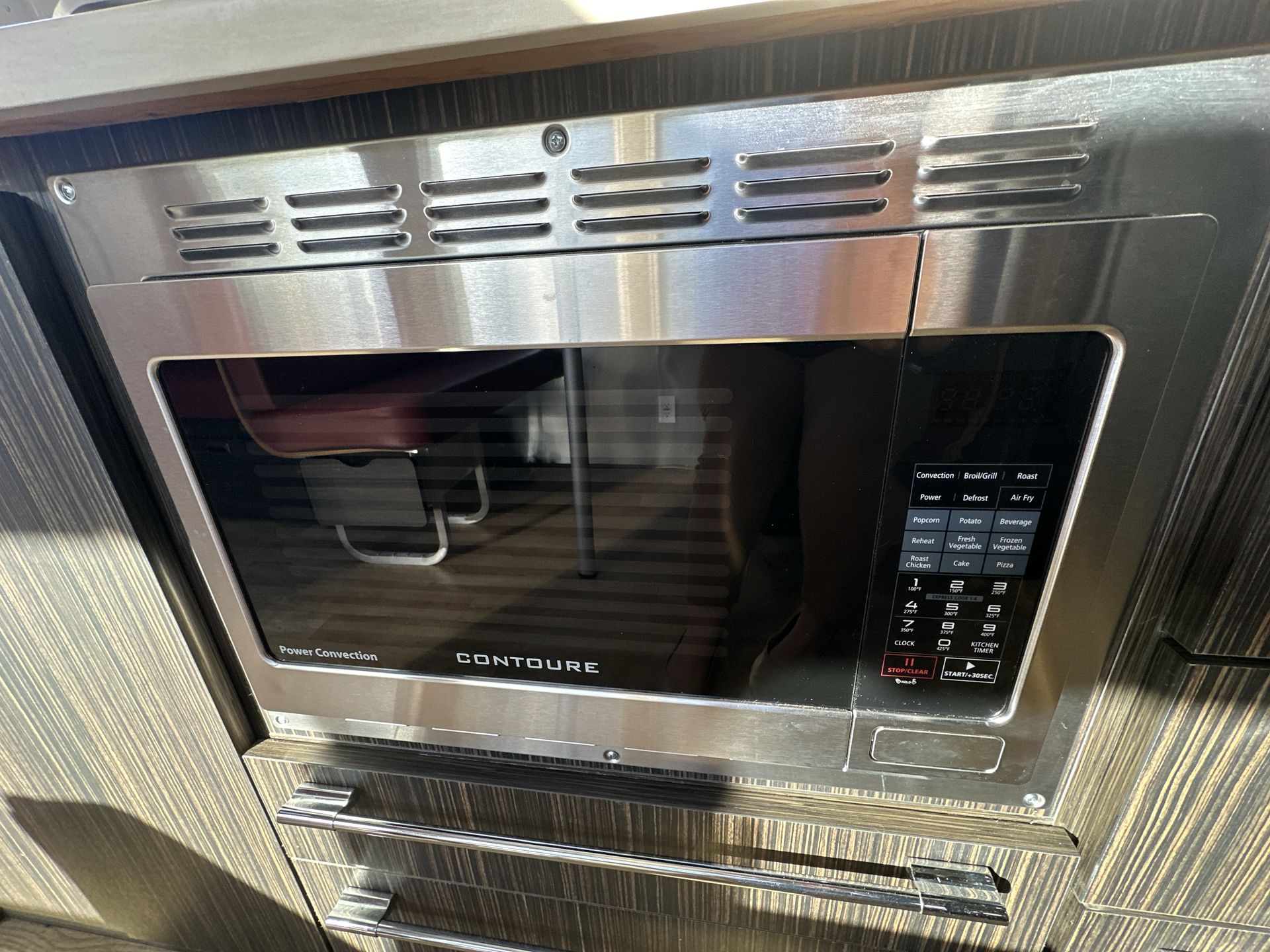 2019 Airstream 30RB Base