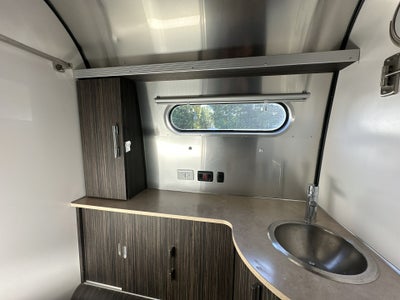 2019 Airstream 30RB Base