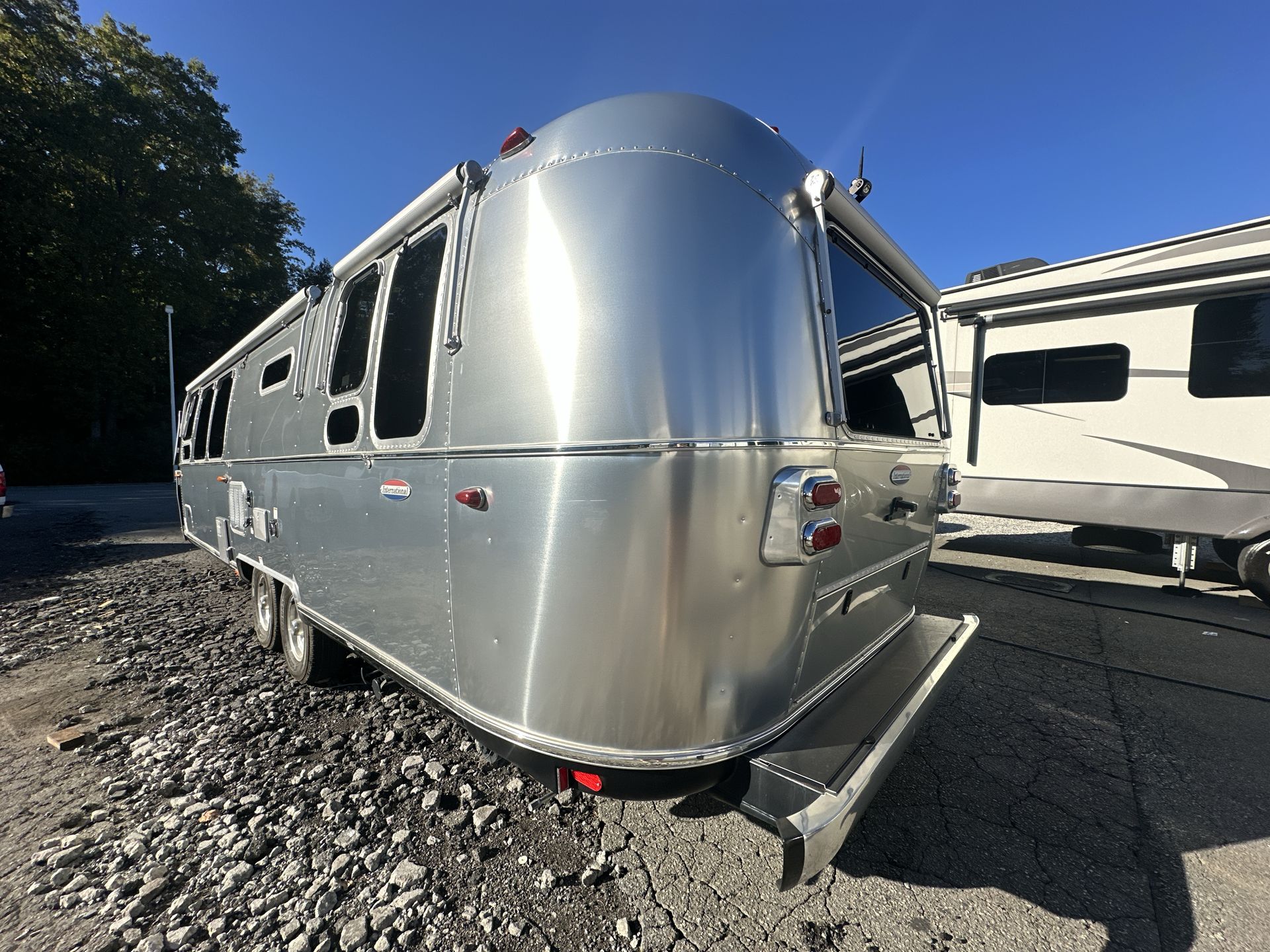 2019 Airstream 30RB Base